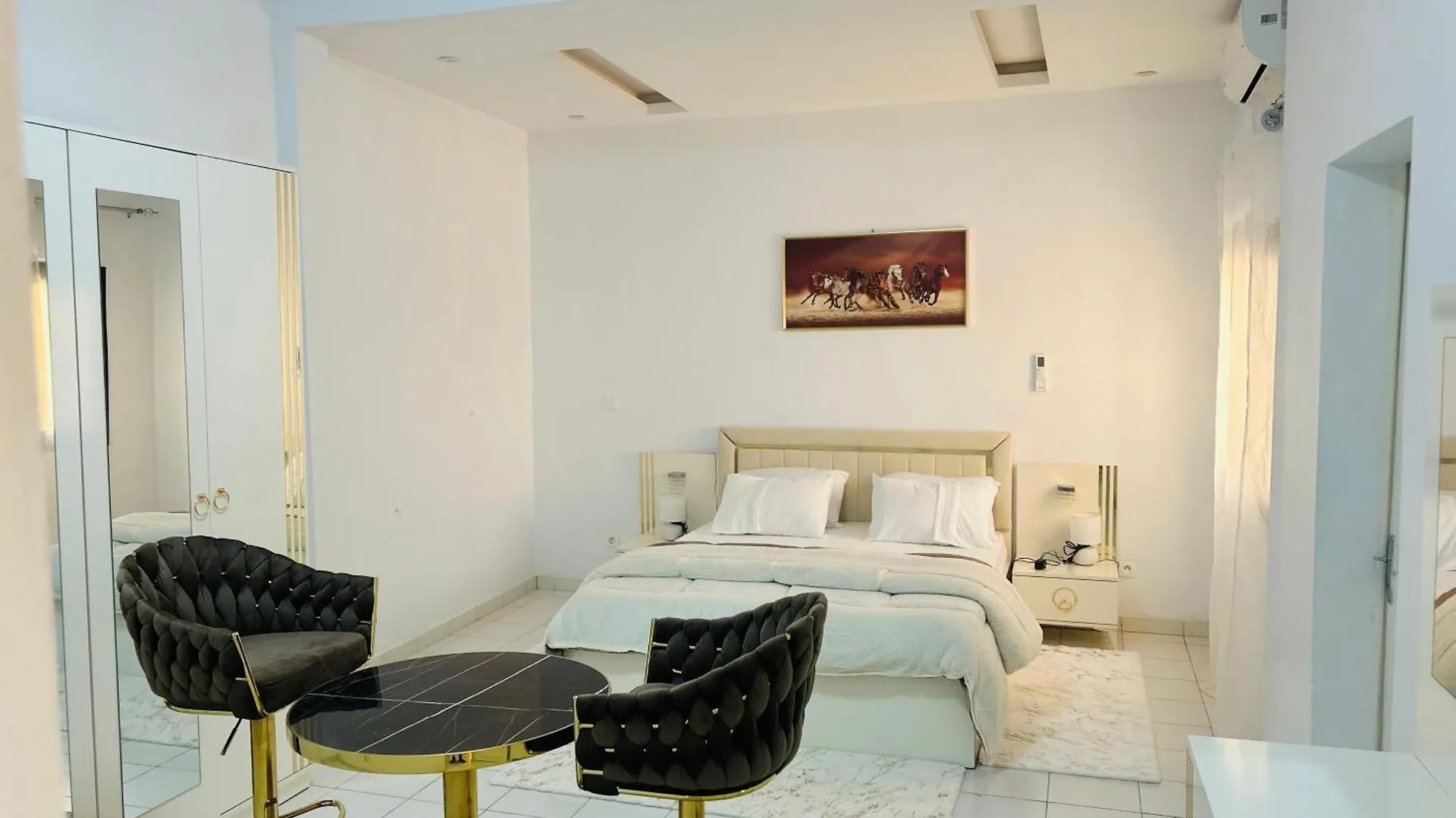 Keur Gora, Sacre Coeur 2 Apartment Dakar